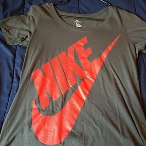 Nike tee shirt